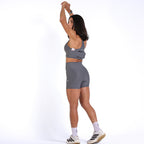 Short Adrianna Invisible Pocket Cinza
